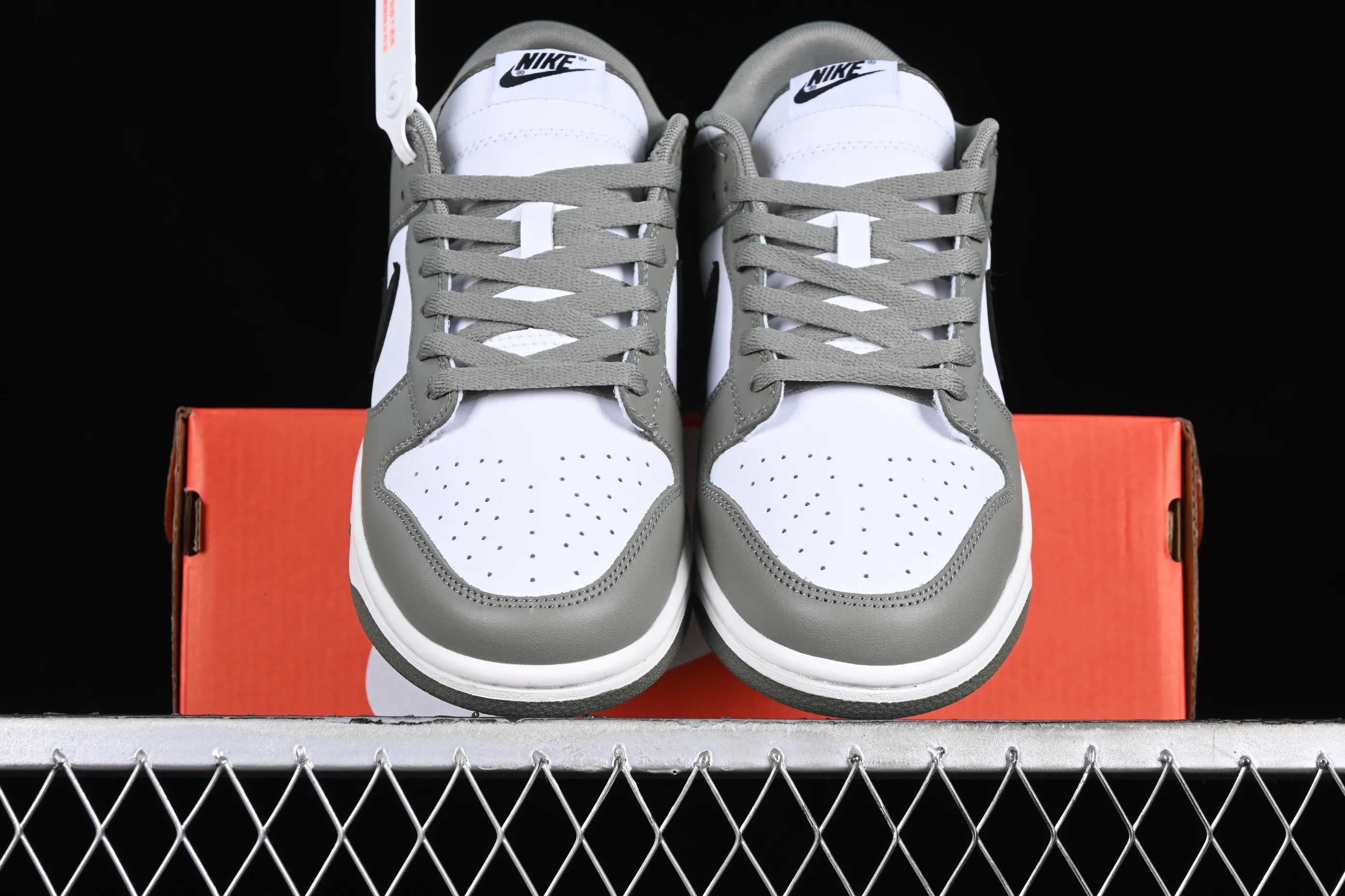 All Categories Nk SB Dunk Series Nk SB Dunk Low Low-top sneakers N version Nk Dunk Low "Paris" NBA Paris Game SB low-top casual sneakers FZ4624-001